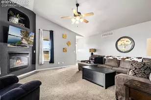 1140 W Shenandoah Dr, Pueblo, CO 81007 - Photo 11