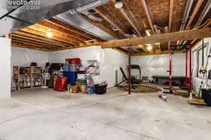 1140 W Shenandoah Dr, Pueblo, CO 81007 - Photo 31