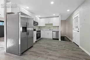 838 Sequoia Dr, Colorado Springs, CO 80910 - Photo 17