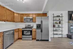 2160 Ambleside Dr, Colorado Springs, CO 80915 - Photo 5