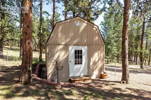 187 Arrowrock Cir, Florissant, CO 80816 - Photo 23