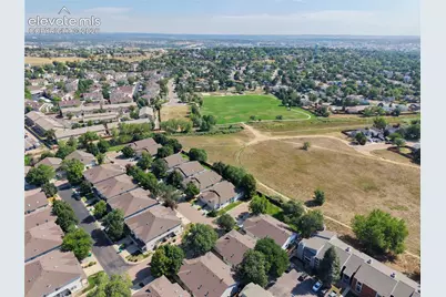 1049 Samuel Point, Colorado Springs, CO 80906 - Photo 5