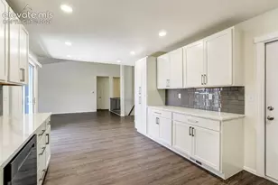 232 Cobblestone Dr, Colorado Springs, CO 80906 - Photo 17