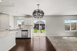 10881 Yuba Dr, Colorado Springs, CO 80925 - Photo 9