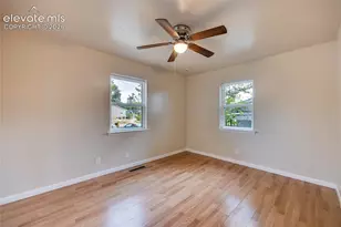 1539 Fountain St, Colorado Springs, CO 80910 - Photo 11