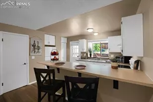6831 Mountain Top Ln, Colorado Springs, CO 80919 - Photo 17