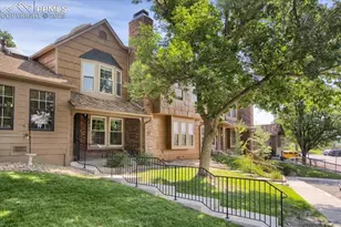 6831 Mountain Top Ln, Colorado Springs, CO 80919 - Photo 3