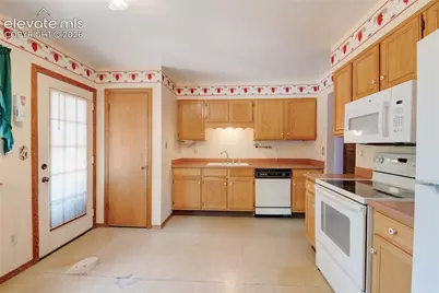 2045 Seven Arrow Drive, Colorado Springs, CO 80915 - Photo 3