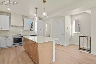 7 Noyer Court, Colorado Springs, CO 80906 - Photo 7