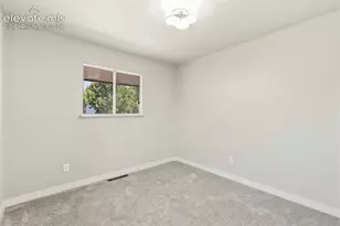 2027 Montezuma Dr, Colorado Springs, CO 80910 - Photo 27