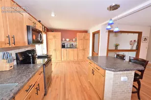 647 Red Cliff Rd, Colorado Springs, CO 80906 - Photo 9