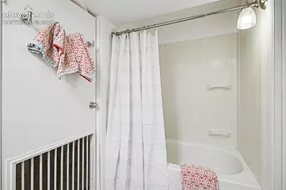 2432 Lexington Village Lane, Colorado Springs, CO 80916 - Photo 17