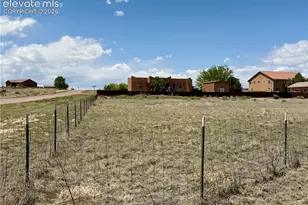 1748 N Wyatt Earp Ln, Pueblo West, CO 81007 - Photo 39