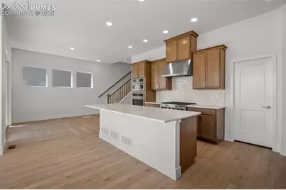 4515 Peak Crest View, Colorado Springs, CO 80918 - Photo 9
