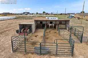 675 E McClave Dr, Pueblo, CO 81007 - Photo 29