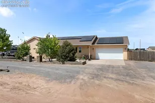 675 E McClave Dr, Pueblo, CO 81007 - Photo 35