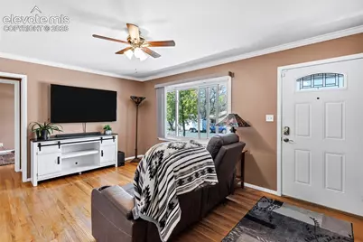 2305 N Logan Avenue, Colorado Springs, CO 80907 - Photo 5