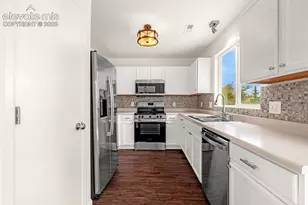 6153 Miramont St, Colorado Springs, CO 80923 - Photo 11
