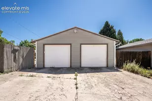 2140 Robin Dr, Colorado Springs, CO 80909 - Photo 37