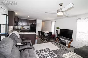 218 W Thurlow Ave, Cripple Creek, CO 80813 - Photo 5