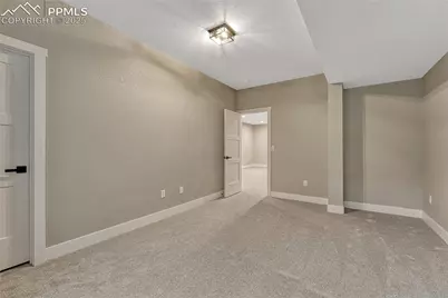 10090 Manhattan Drive, Colorado Springs, CO 80924 - Photo 37