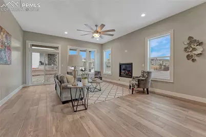10090 Manhattan Drive, Colorado Springs, CO 80924 - Photo 13
