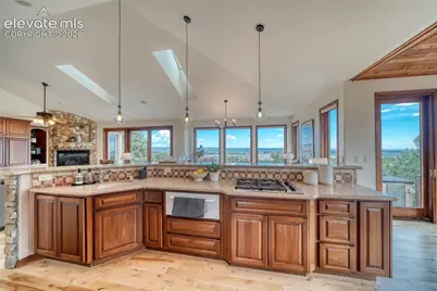 585 Vista Grande Drive, Colorado Springs, CO 80906 - Photo 25