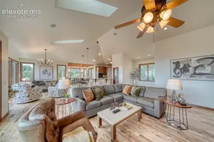 585 Vista Grande Dr, Colorado Springs, CO 80906 - Photo 13
