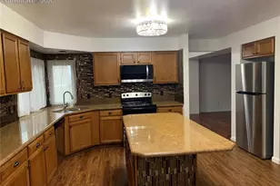 2945 Frazier Ln, Colorado Springs, CO 80922 - Photo 11