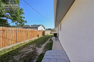 2041 Vinewood Ln, Pueblo, CO 81005 - Photo 25