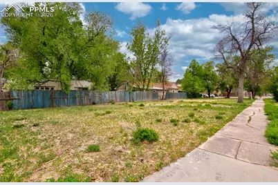 303 N Spruce Street, Colorado Springs, CO 80905 - Photo 3