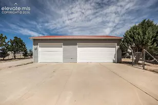 6289 Galbreth Rd, Pueblo, CO 81005 - Photo 31
