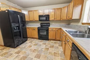 221 S Fairview St, Woodland Park, CO 80863 - Photo 5