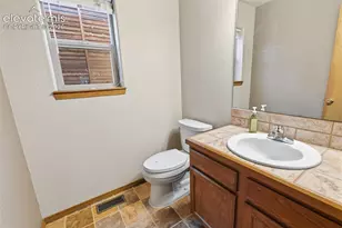 221 S Fairview St, Woodland Park, CO 80863 - Photo 7