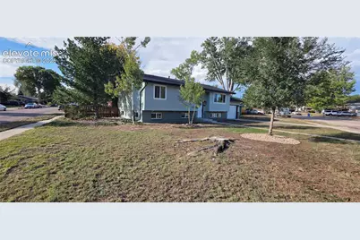 1404 Keaton Lane, Colorado Springs, CO 80909 - Photo 3