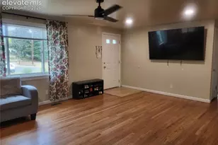 2120 Bonfoy Ave, Colorado Springs, CO 80909 - Photo 7