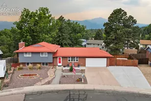 2110 Greenwich Circle, Colorado Springs, CO 80909 - Photo 43