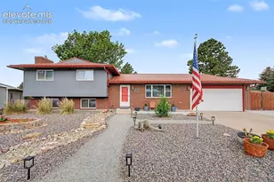 2110 Greenwich Circle, Colorado Springs, CO 80909 - Photo 3