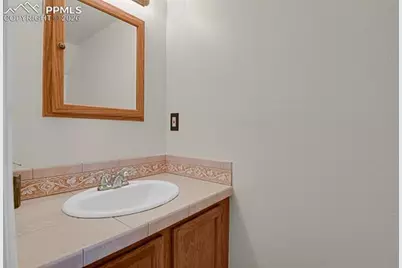7660 Clover Hill Drive, Colorado Springs, CO 80920 - Photo 13