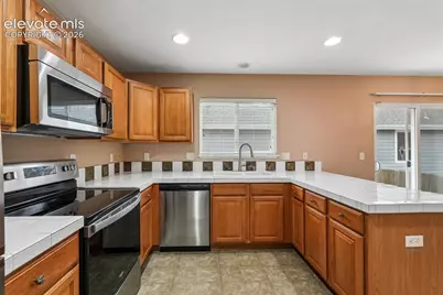 7723 Autumn Leaf Way, Colorado Springs, CO 80922 - Photo 9