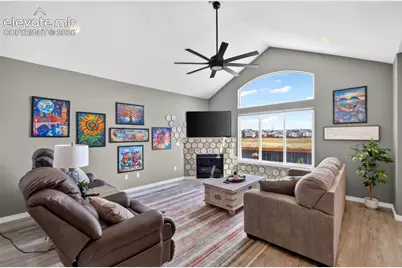 10646 Abrams Drive, Colorado Springs, CO 80925 - Photo 9