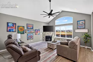 10646 Abrams Dr, Colorado Springs, CO 80925 - Photo 9