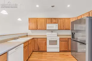 4153 Surfwood Ln, Pueblo, CO 81005 - Photo 5