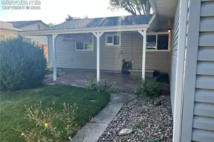 3202 Poinsetta Dr, Colorado Springs, CO 80907 - Photo 7