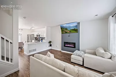 6279 Scottsbluff Drive, Colorado Springs, CO 80923 - Photo 11