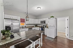 322 Nichols Ct, Colorado Springs, CO 80905 - Photo 5