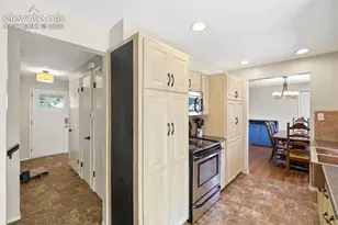 1031 Adams Dr, Colorado Springs, CO 80904 - Photo 15