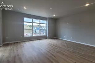 729 Belleza Vw, Colorado Springs, CO 80907 - Photo 9