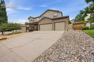 1830 Smoke Ridge Dr, Colorado Springs, CO 80919 - Photo 5