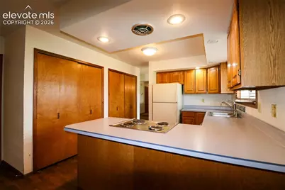 1330 Friendship Lane, Colorado Springs, CO 80904 - Photo 11